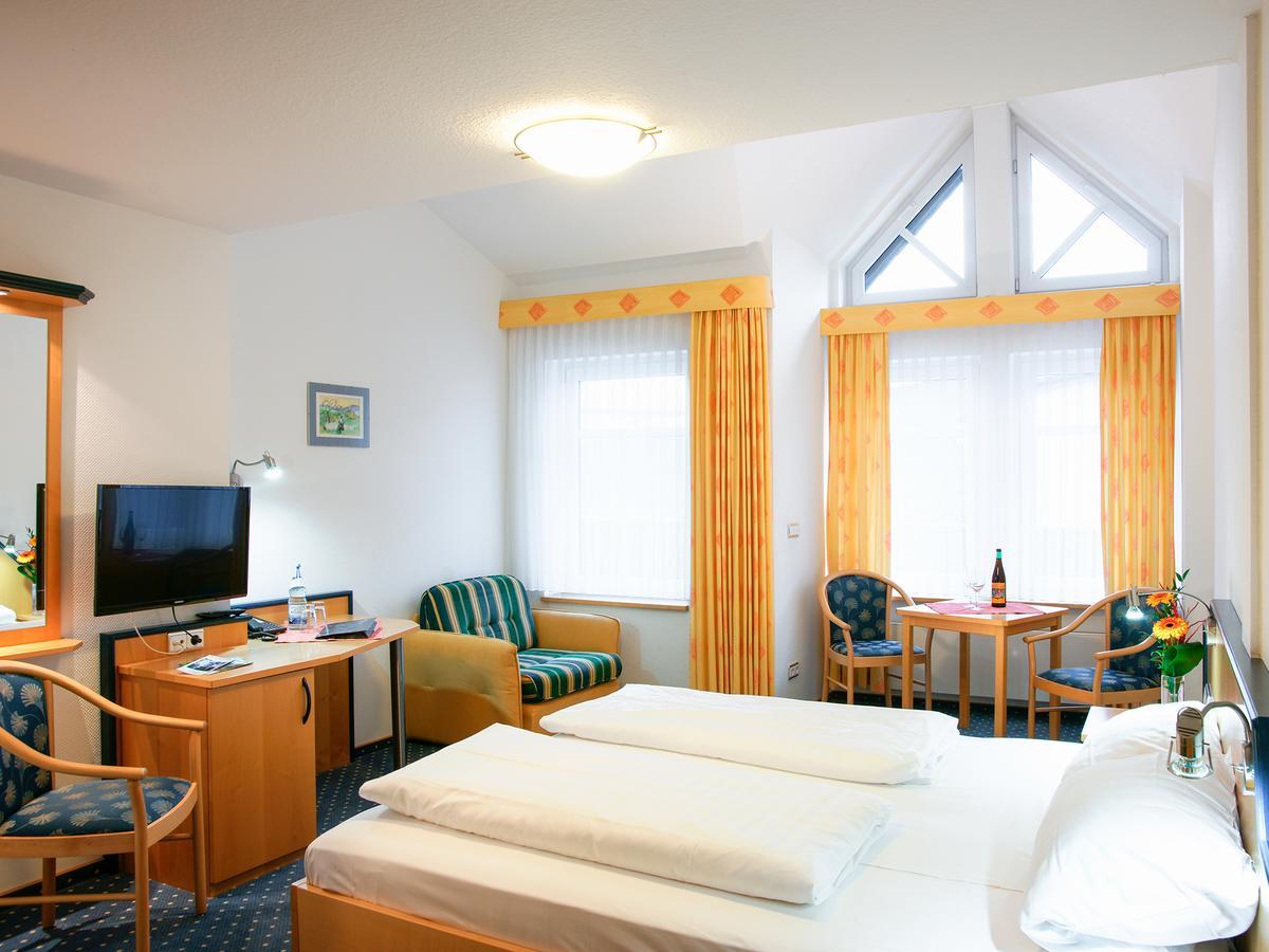 Hotel Gasthof Zum Biber Motten Exterior photo