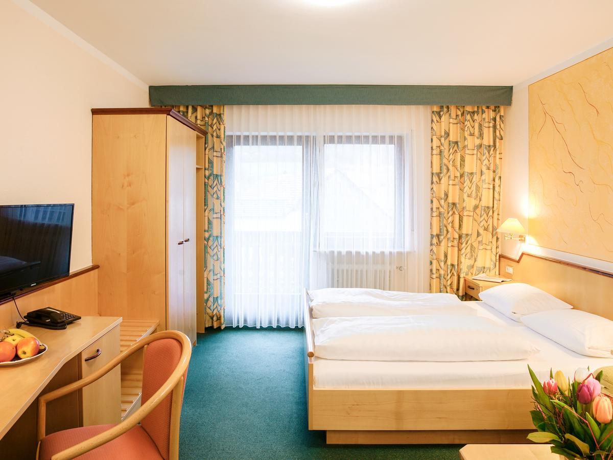 Hotel Gasthof Zum Biber Motten Exterior photo