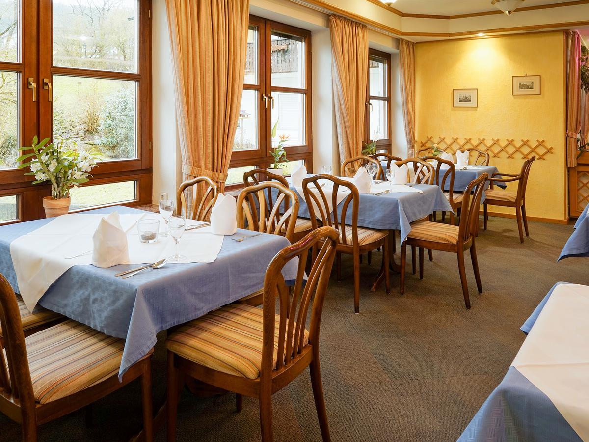 Hotel Gasthof Zum Biber Motten Exterior photo